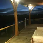 Apartament Avec Piscine Privee A *