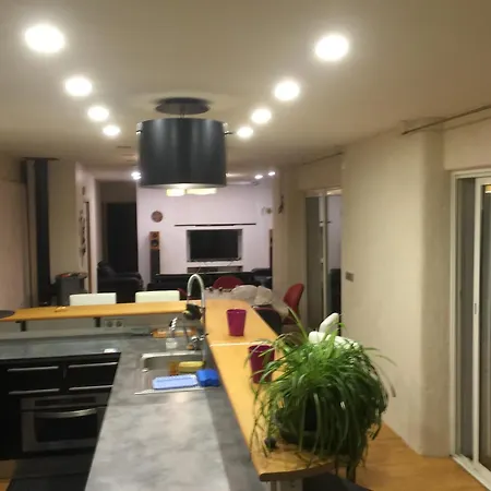 Avec Piscine Privee A Apartament