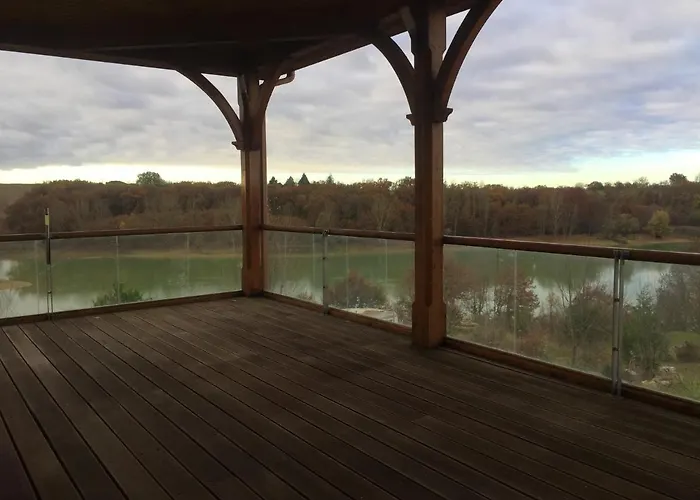 Avec Piscine Privee A Catonvielle