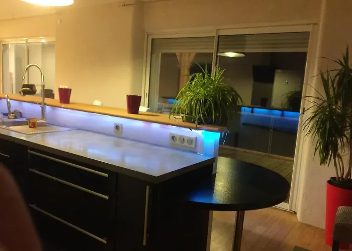 Avec Piscine Privee A דירה Catonvielle